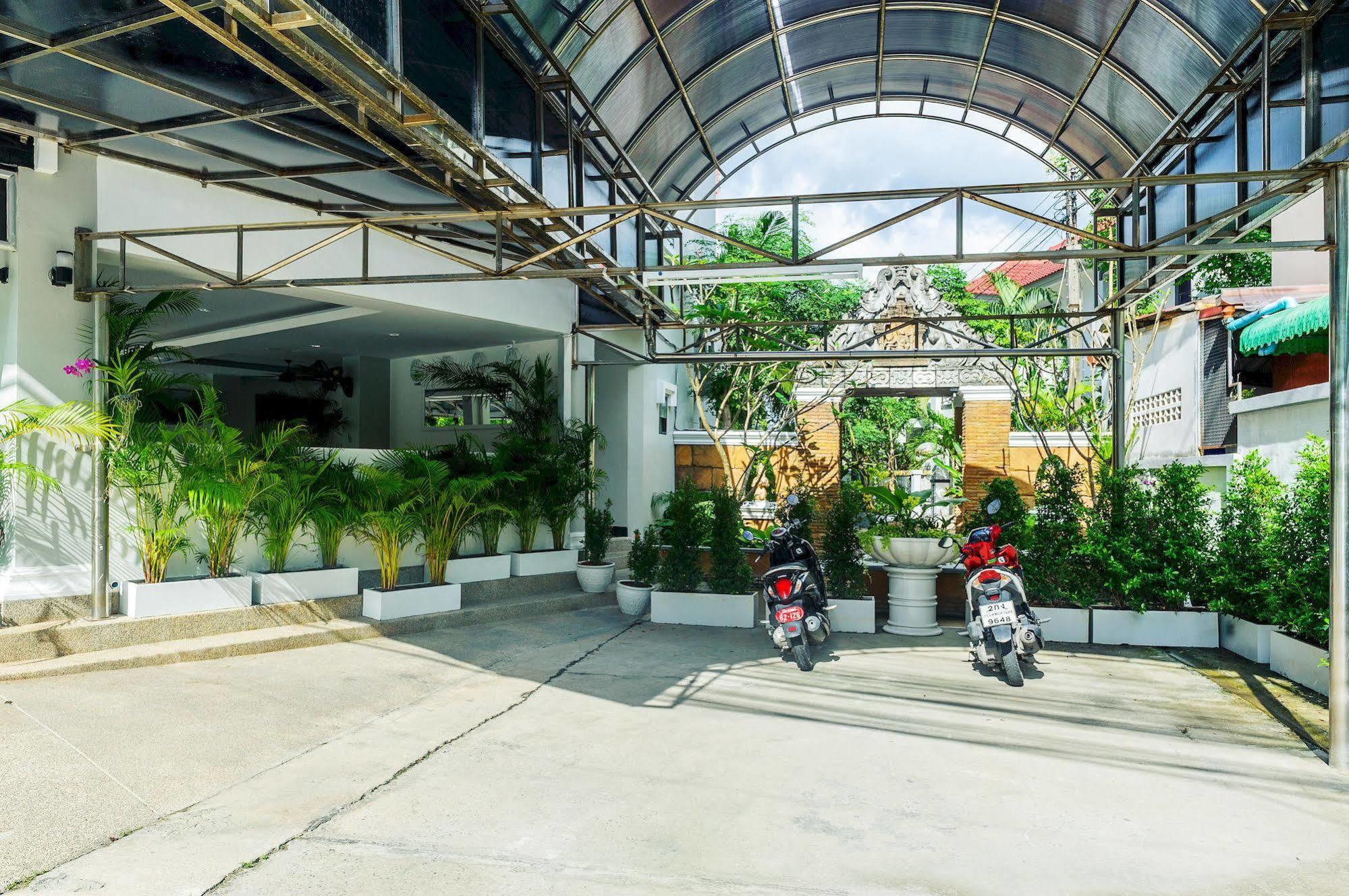 Asena Karon Resort Bagian luar foto
